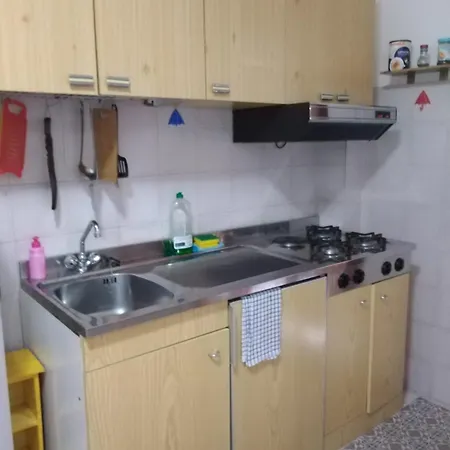 Accogliente Per 2 Persone, 500 M Dal Mare Apartment