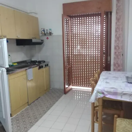 Accogliente Per 2 Persone, 500 M Dal Mare Apartment Scalea