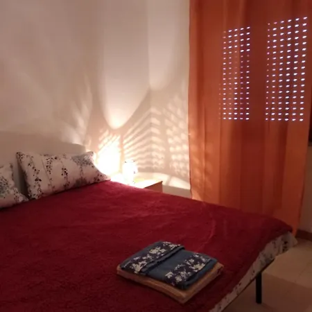 Accogliente Per 2 Persone, 500 M Dal Mare Apartment Scalea